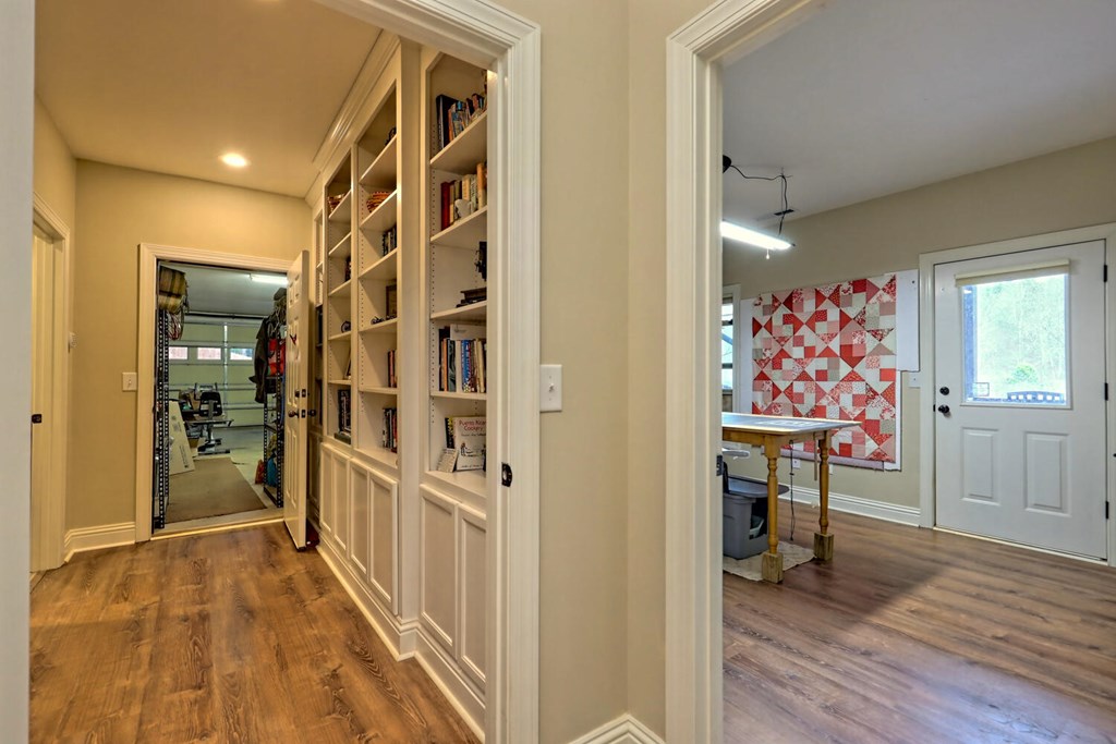 1659 Ivy Log Creek Road