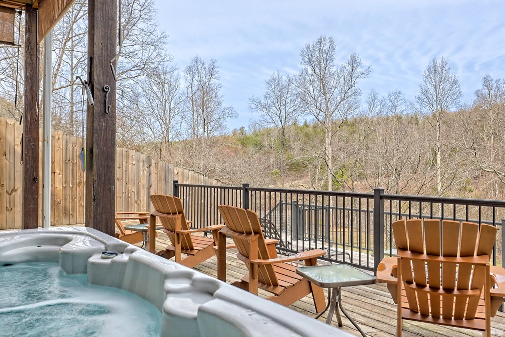 1659 Ivy Log Creek Road