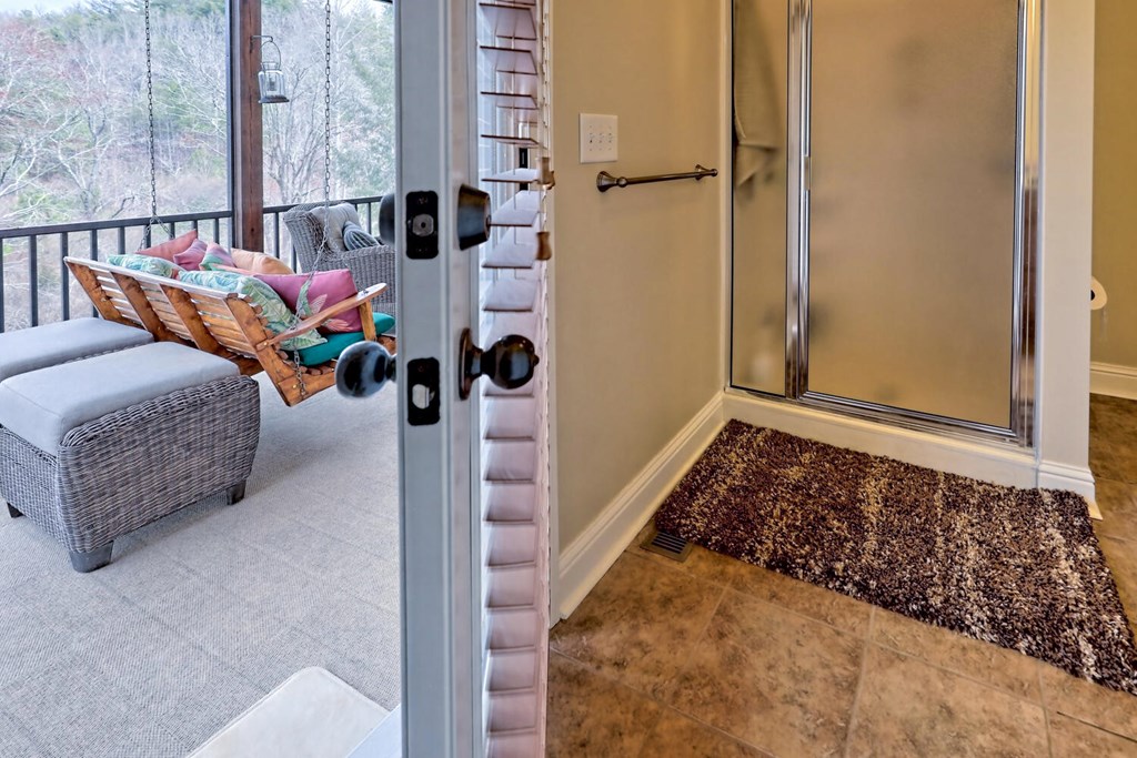 1659 Ivy Log Creek Road