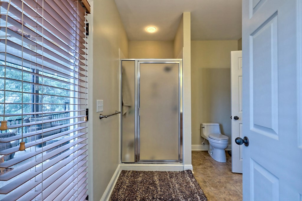 1659 Ivy Log Creek Road