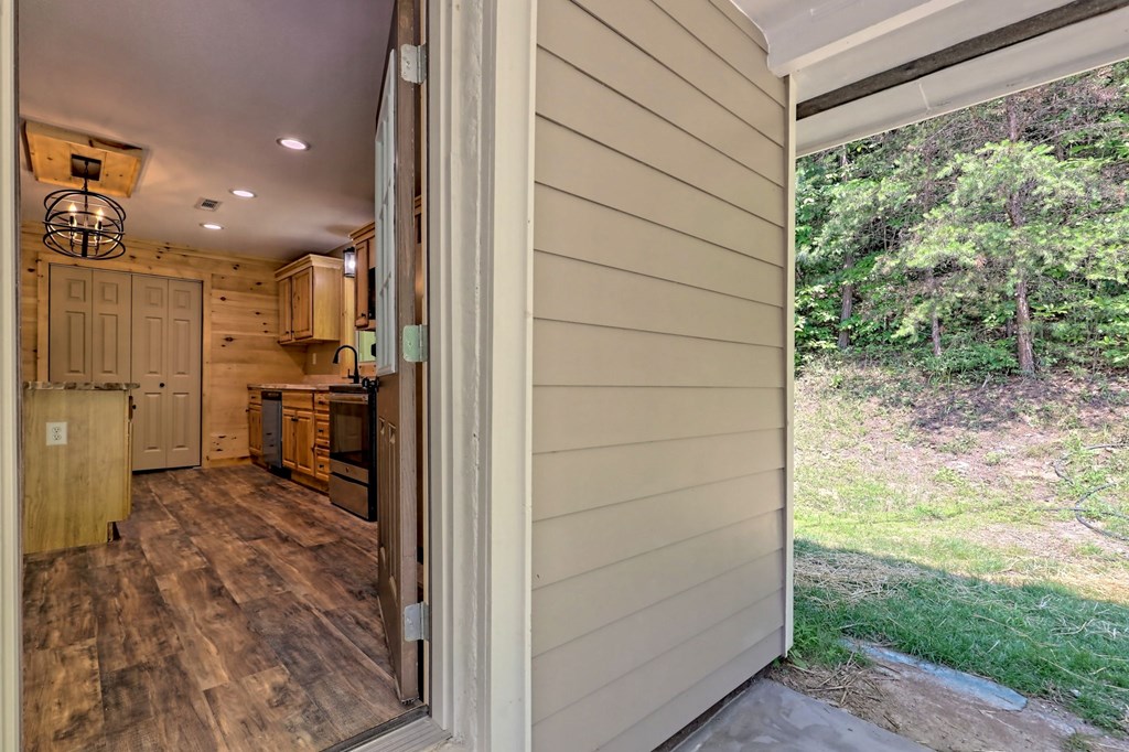 7054 Martins Creek Road