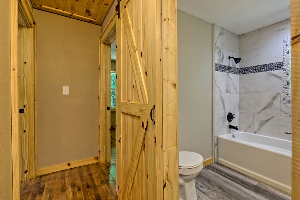 7054 Martins Creek Road