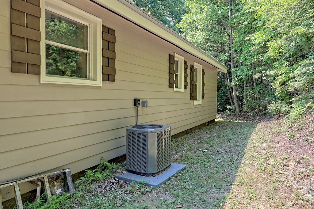 7054 Martins Creek Road