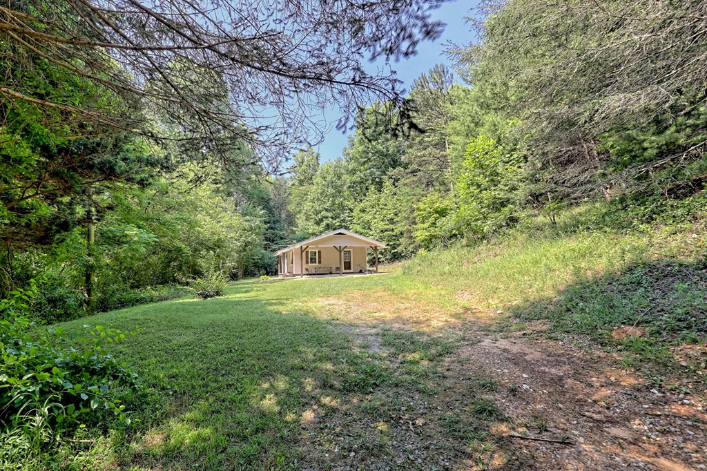 7054 Martins Creek Road