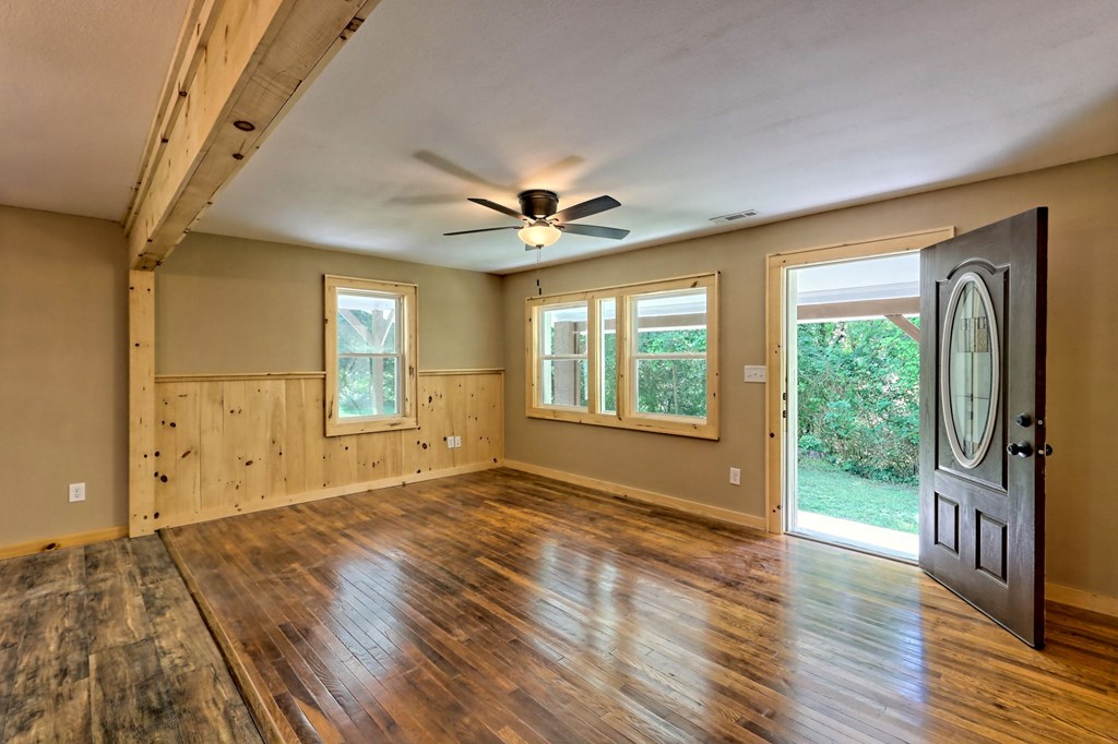 7054 Martins Creek Road