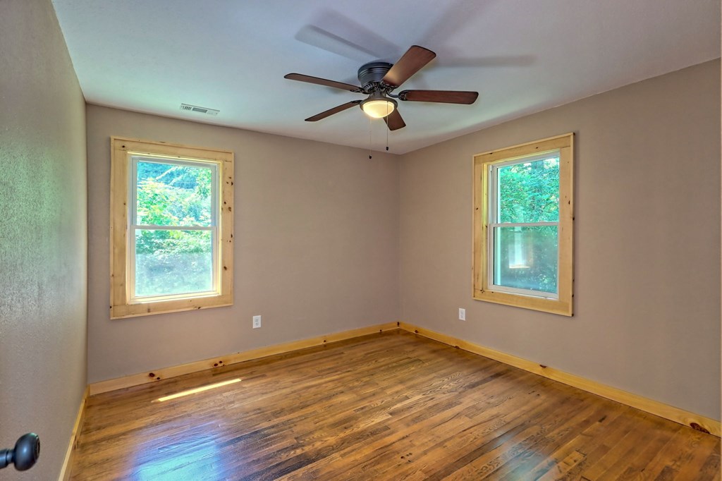 7054 Martins Creek Road