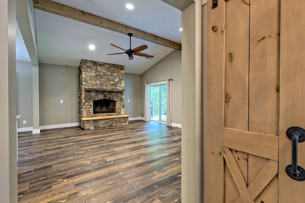 6000 Bridge Creek Rd