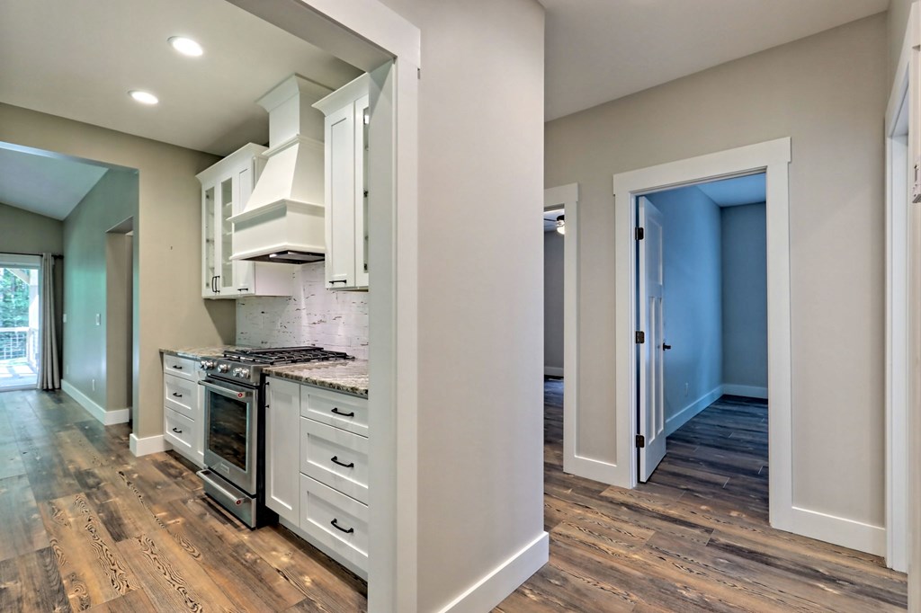 6000 Bridge Creek Rd