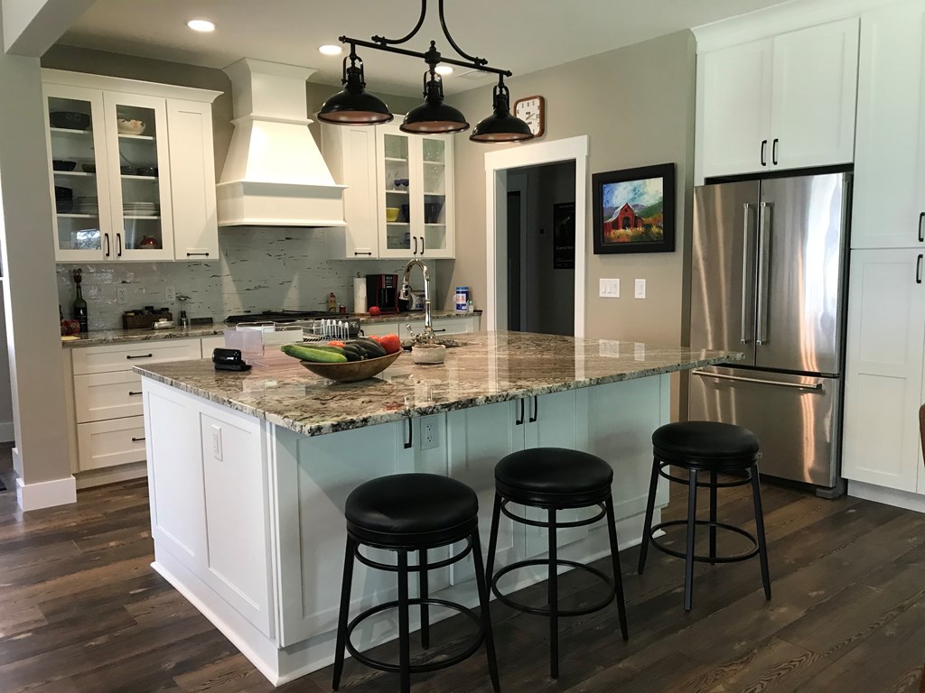 6000 Bridge Creek Rd