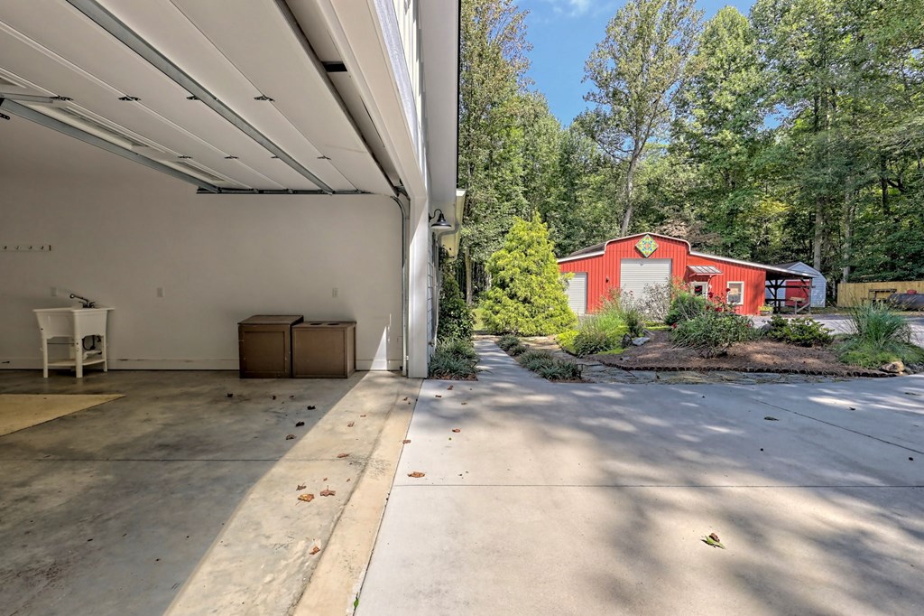 6000 Bridge Creek Rd