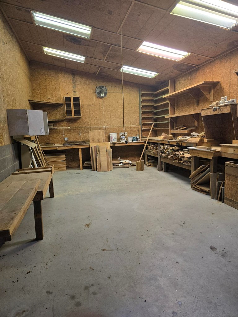 6000 Bridge Creek Rd