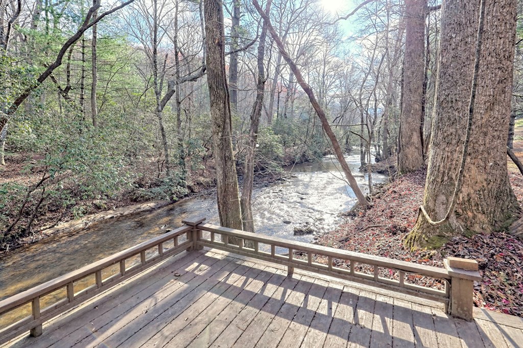 140 Duncan Mill Road