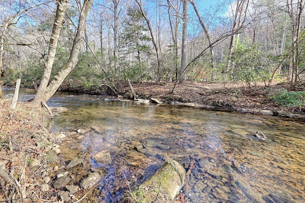 140 Duncan Mill Road