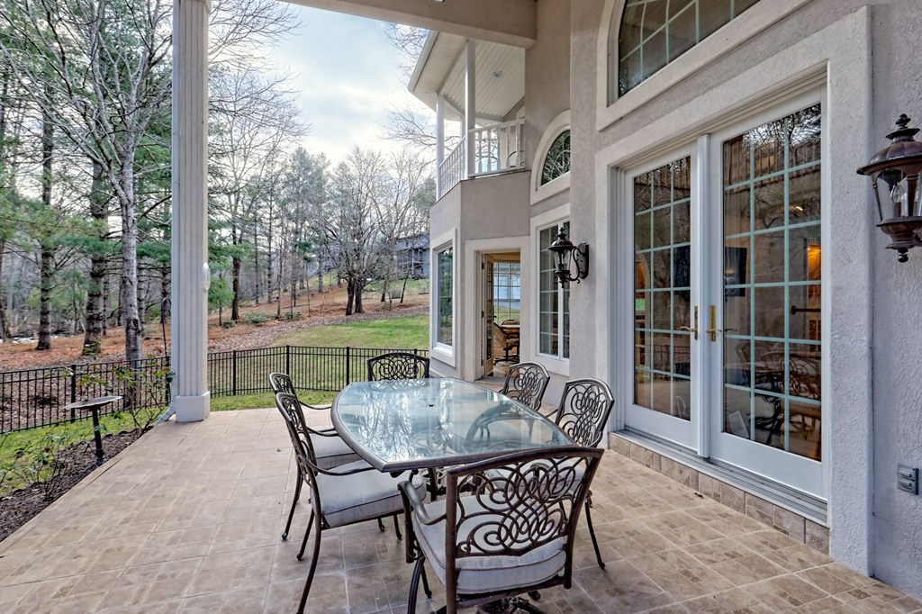 140 Duncan Mill Road