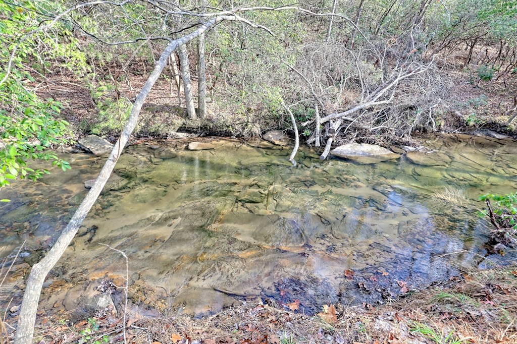 140 Duncan Mill Road