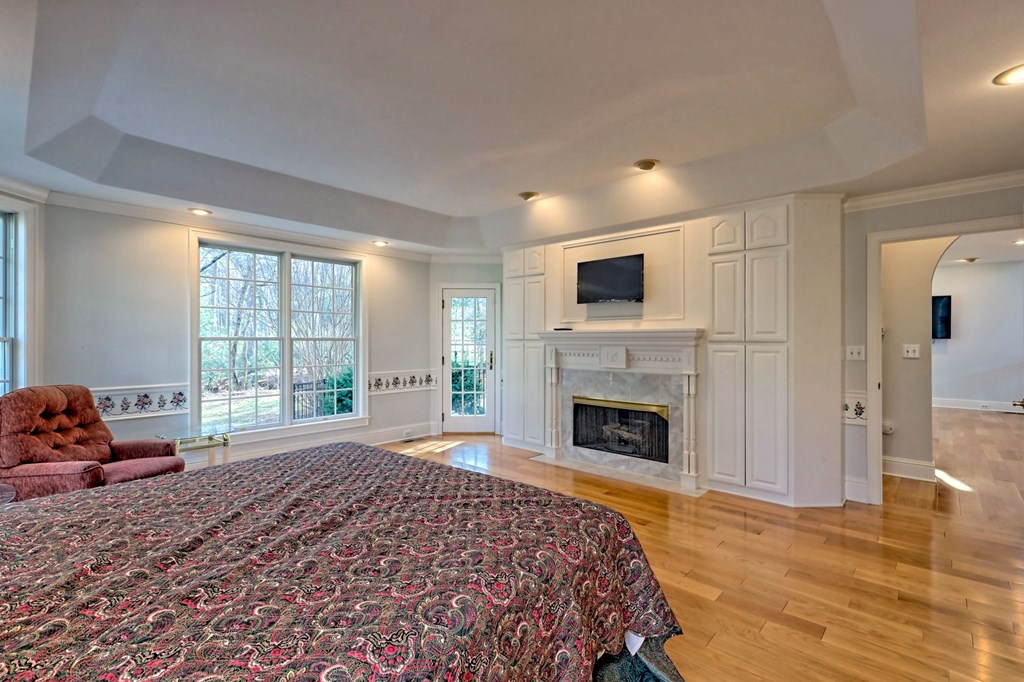 140 Duncan Mill Road