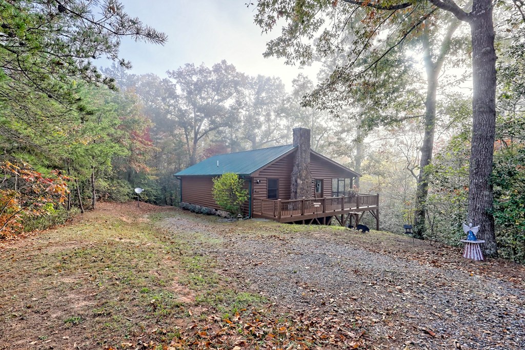 190 Train Tracks Trail