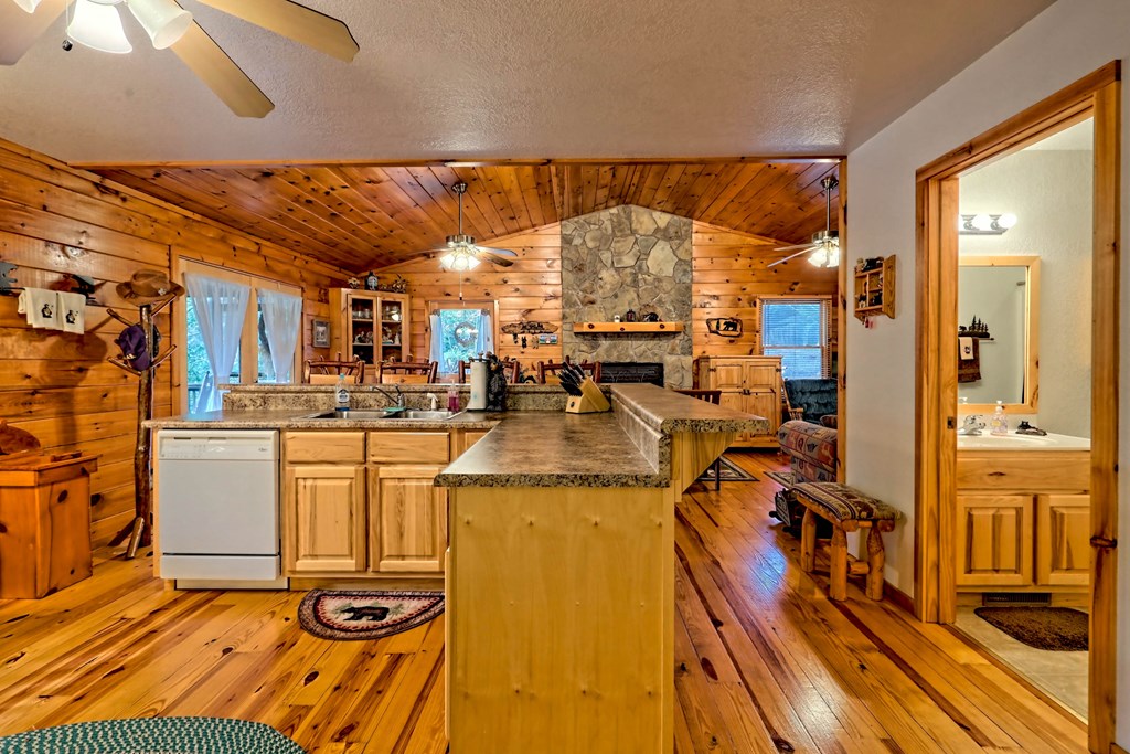 190 Train Tracks Trail