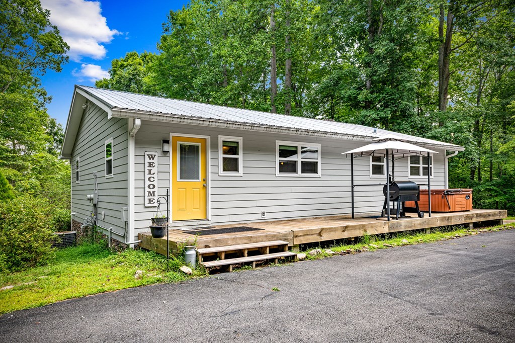 475 Hamilton Road