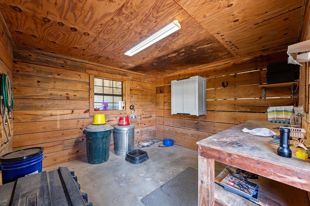 341 Holly Lane Road