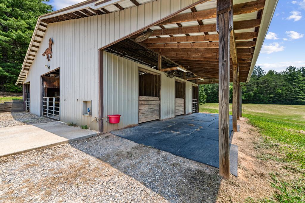 341 Holly Lane Road
