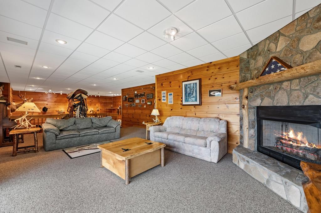 341 Holly Lane Road