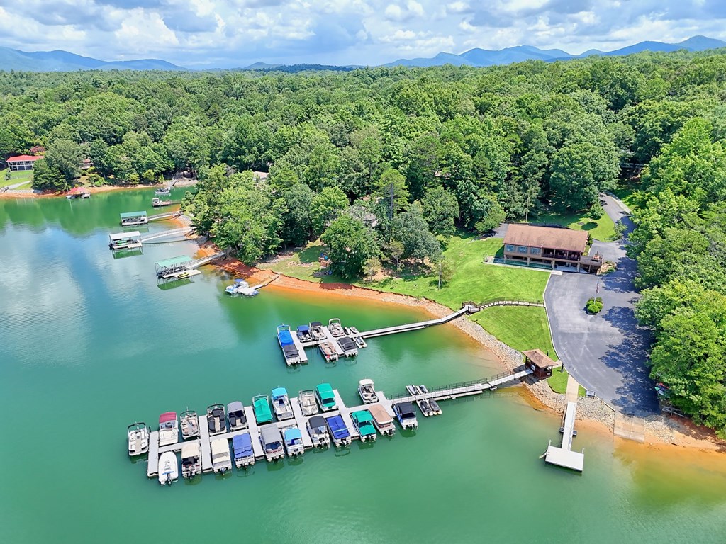 993 Lakeside Drive