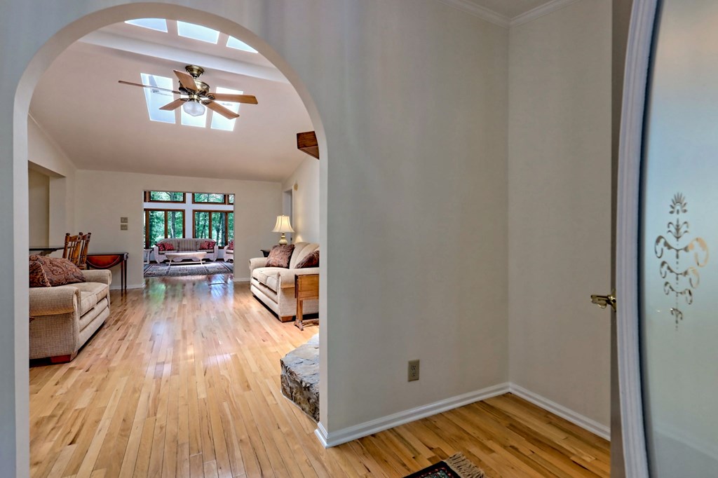 993 Lakeside Drive