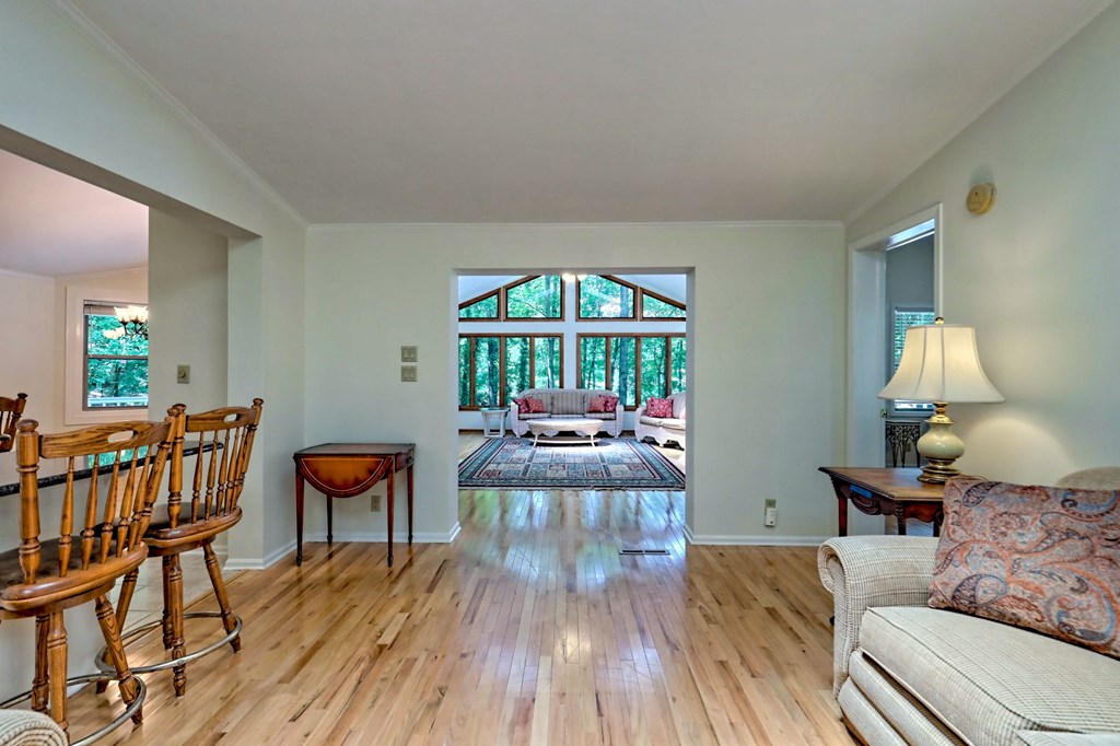 993 Lakeside Drive