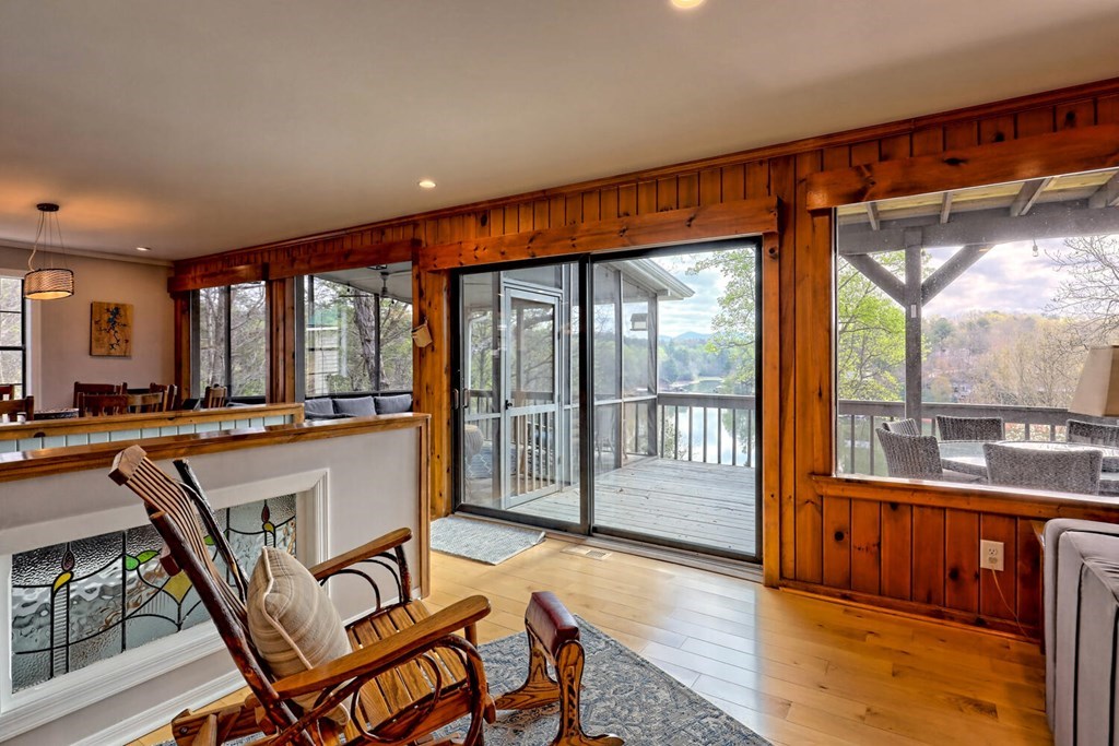 1243 Forest Drive