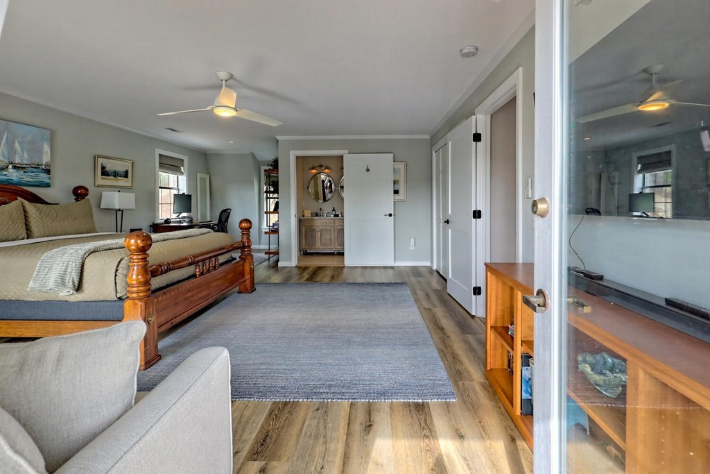 1243 Forest Drive