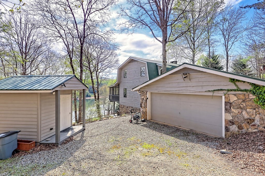 1243 Forest Drive