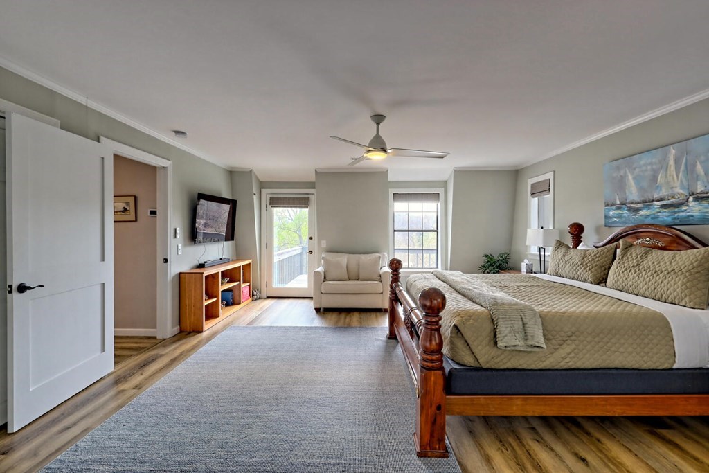 1243 Forest Drive