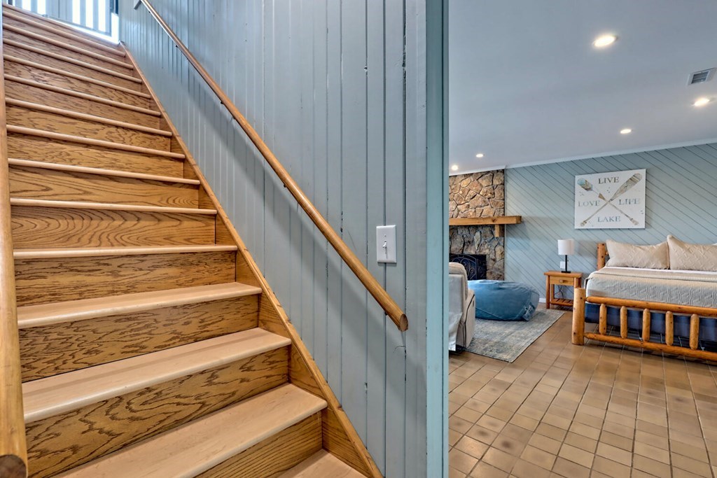 1243 Forest Drive
