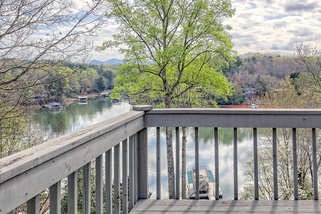 1243 Forest Drive
