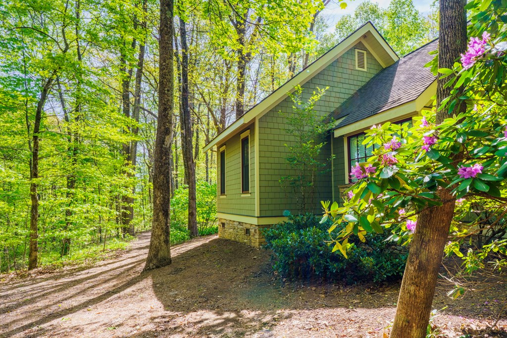 1115 Outlook Road