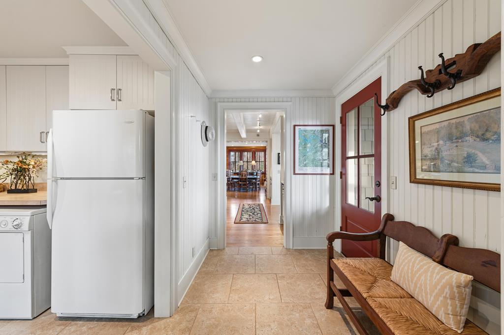 1115 Outlook Road