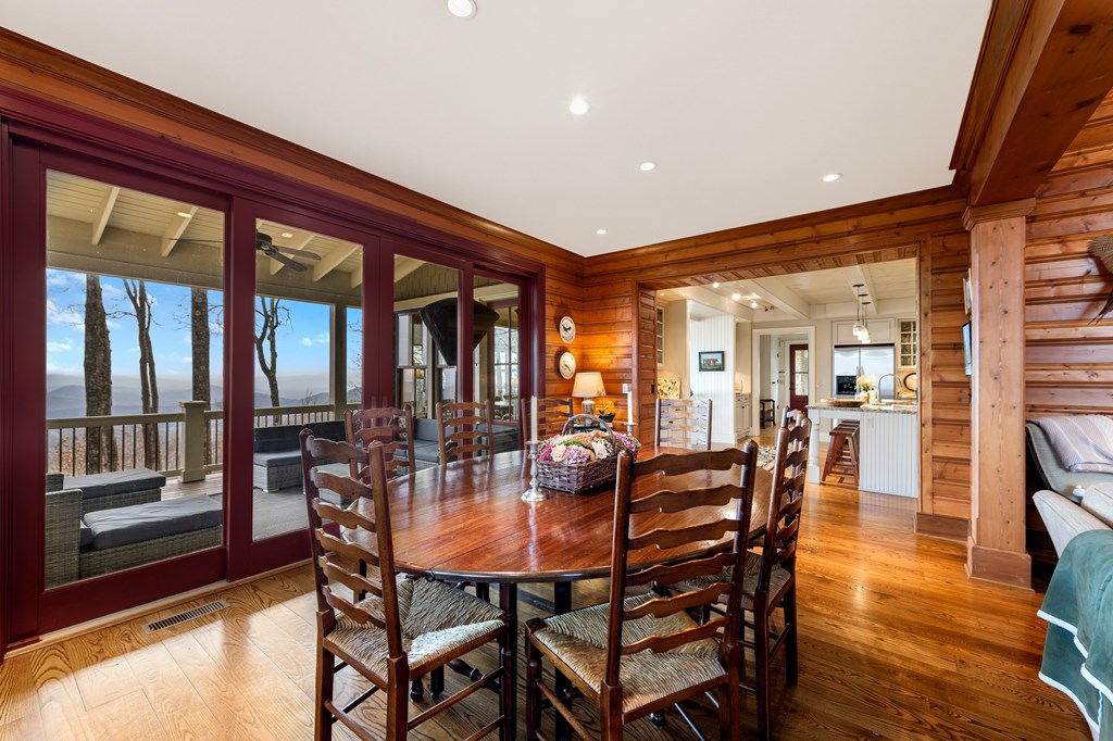1115 Outlook Road