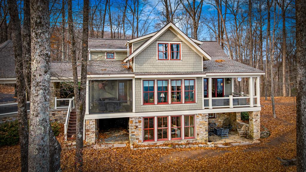 1115 Outlook Road