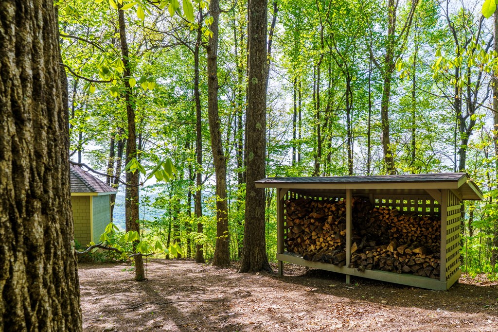 1115 Outlook Road