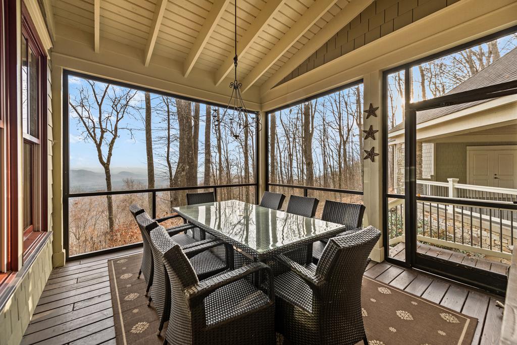 1115 Outlook Road
