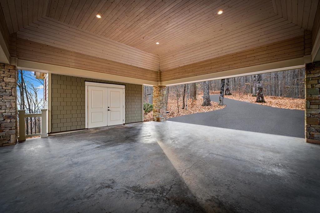 1115 Outlook Road