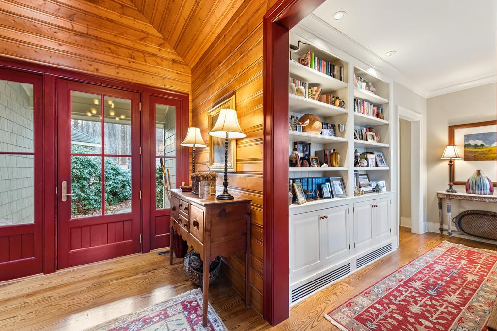 1115 Outlook Road