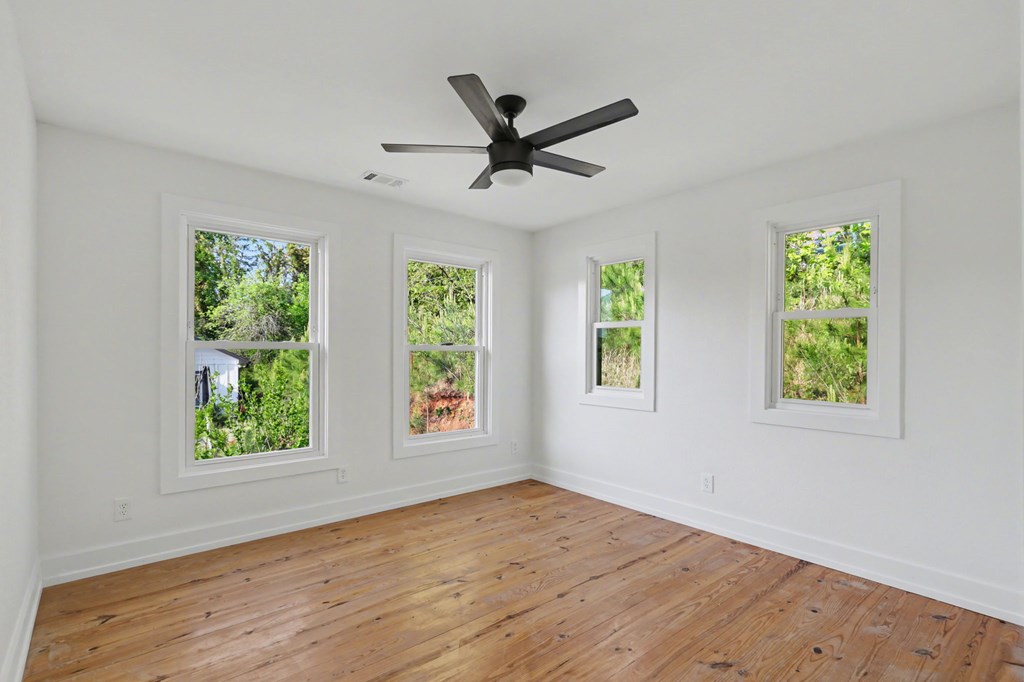 233 Bradshaw Road