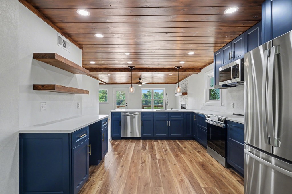233 Bradshaw Road