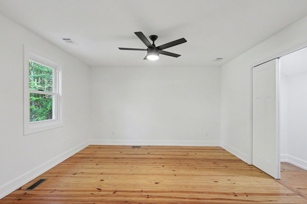 233 Bradshaw Road