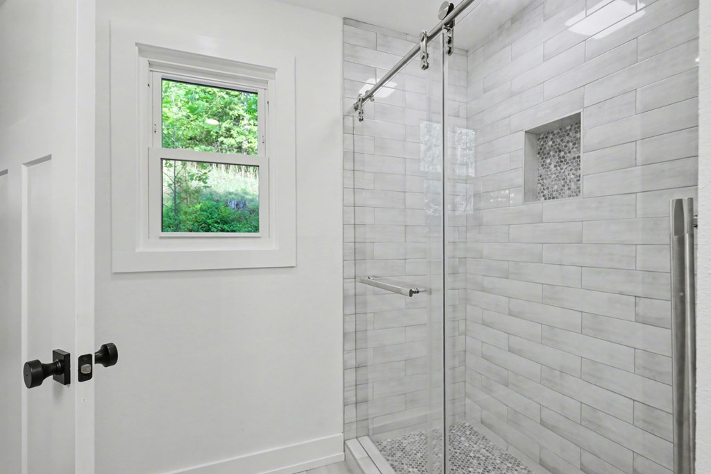 233 Bradshaw Road