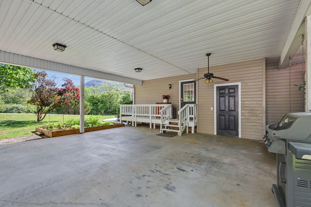 43 Ed Sexton Drive
