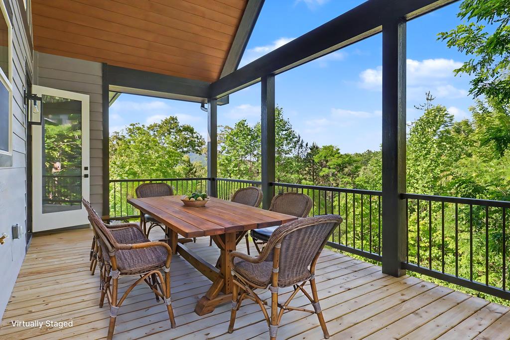 383 Rustic Barn Trail