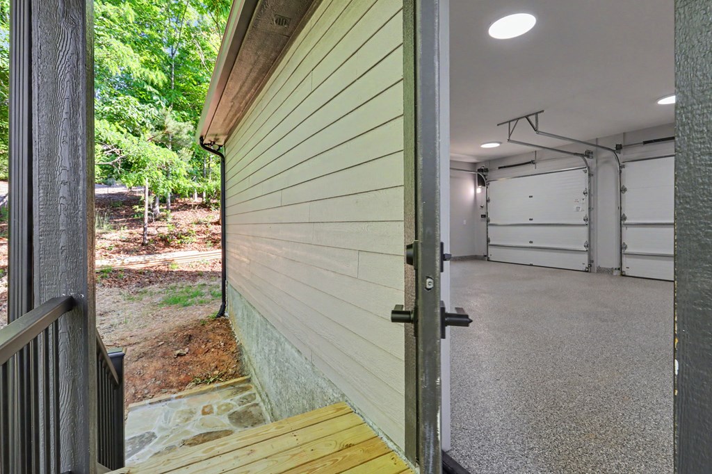 383 Rustic Barn Trail